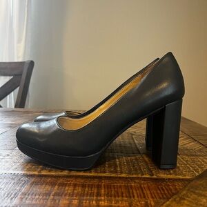 Naturalizer Black Block Heel Platform Pumps